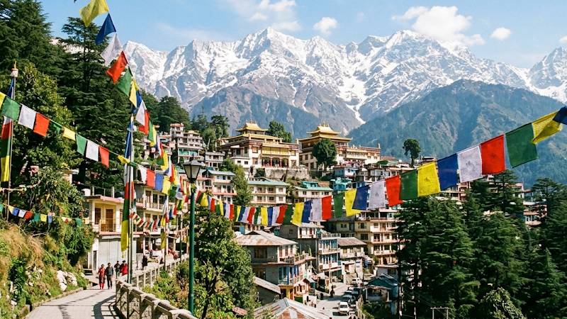 Affordable & Safe Taxi Services for Outstation Travel